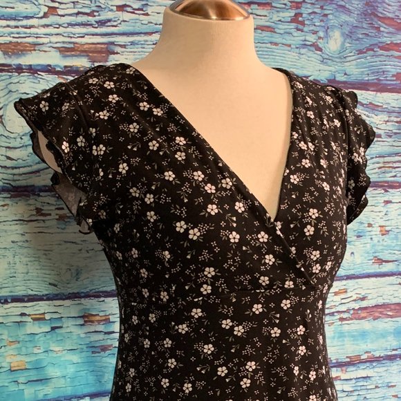 Ardene Faux Wrap Short Sleeved Floral Dress - Picture 3 of 5